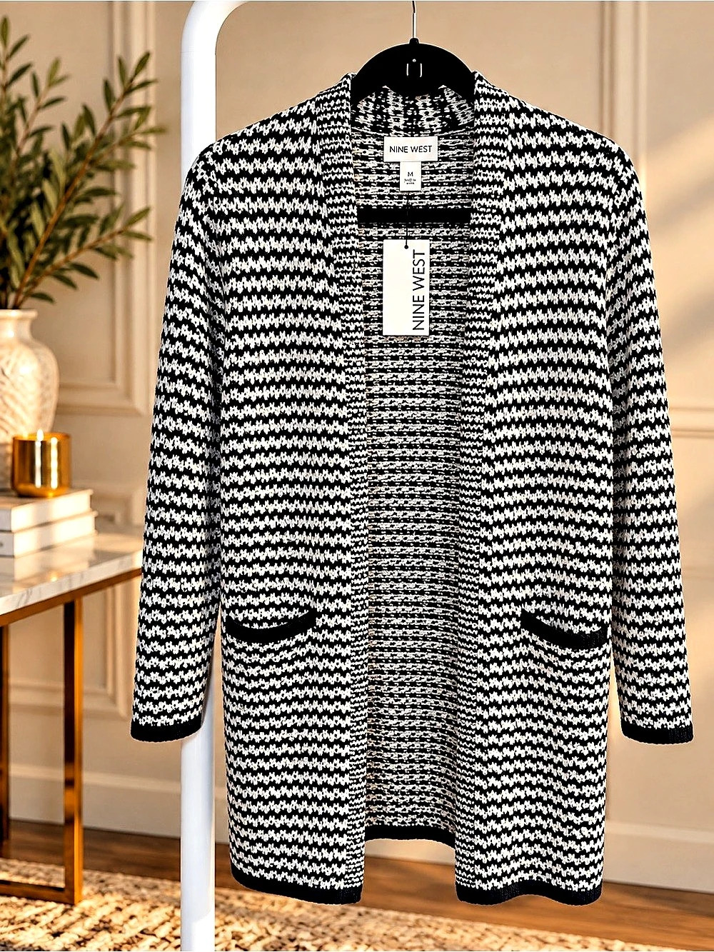 NWT Nine West Women's Geometric Cardigan Black & White Size Medium